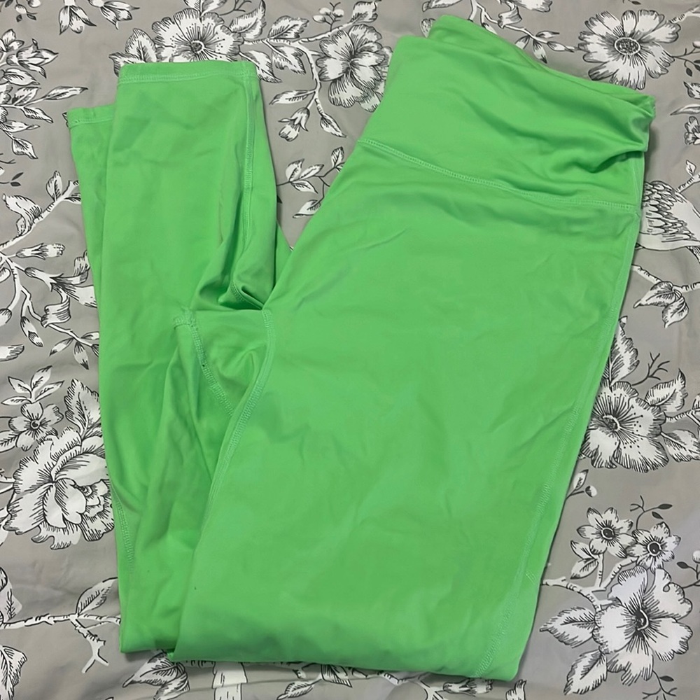 Gently used motion 365 Fabletics leggings